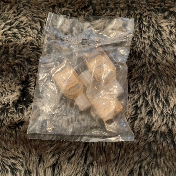 Set of 3 VS Lemon Verbena Travel Hand Sanitizers✨ - Picture 1 of 2